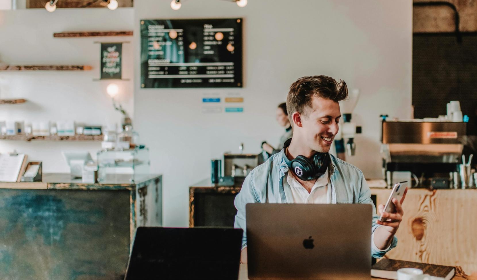 Contactează echipa Fonivastelo pentru optimizarea SEO mobil